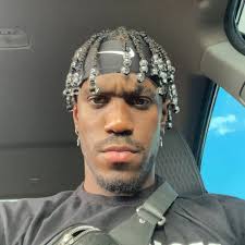 Listen to D'Aydrian Harding