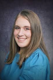 Vivian and Lee Henderson Memorial Scholarship