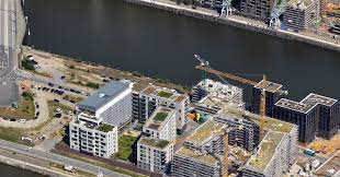 Acht gebäude und ein „leuchtturm mit sieben stockwerken sind in planung. Baakenhafen Quartiere Hafencity