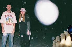 Speaking with et canada's morgan hoffman, jeremy zucker and chelsea cutler share the story behind their new single this is how you fall in love and reveal why collaborating together again on new. Jeremy Zucker Chelsea Cutler Release New Song You Were Good To Me Pm Studio World Wide Music News