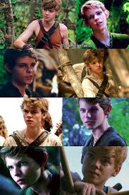Pin By On Thomas Brodie Sangster Peter Pan Robbie Kay Peter Pan Peter Pan Ouat