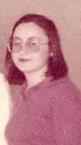 الدكتورة بان سامي لورنس من مواليد 1961...