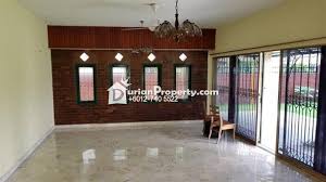 A 4 bedroom l shaped home with a generous kitchen/breakfast/family room, living room & dining room to the ground floor. Bungalow House For Sale At Ss3 Kelana Jaya For Rm 3 550 000 By May Wong Durianproperty