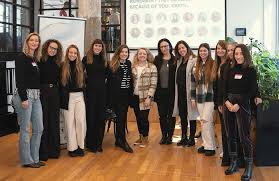 FemForward (@femforwardglobal) • Instagram photos and videos