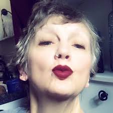 Laura Senter in people