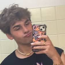 Aidan Thompson (@aidan.thompsonnn) • Instagram photos and videos