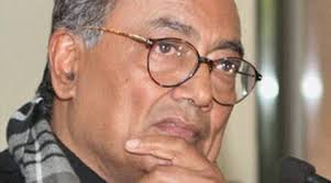 ढोंगी रामदेव को पहचानने में लोगों को बहुत देर लगी। Digvijaya Singh Goes Public With Relationship After Photos Go Viral India News The Indian Express