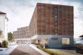 Business guests enjoy the free breakfast. 20 Millionen Euro Neubau Hotelmarke Holiday Inn Express Kommt Nach Solingen Tageskarte