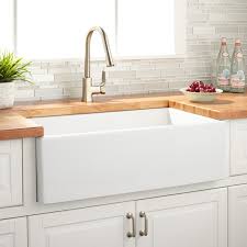 Signature Hardware 934790 33 Grigham 33 Single Basin Fireclay Reversible Farmho White Fixture Kitchen Sink Fireclay Cuisine Bois Idees Pour La Maison Et Maison