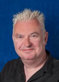 Wayne Holland's Instagram, Twitter & Facebook