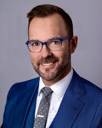 Charles Dilley's Instagram, Twitter & Facebook