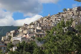 One of the most brutal battles was the battle of ortona. Mit Dem Fahrrad Kreuz Und Quer Durch Italien Die Abruzzen Das Fliegende Klassenzimmer
