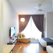 Penginapan boleh ditemui dengan mudah di laman kuantan kami, dengan carian yang mesra pengguna dan maklumat hotel yang menyeluruh. Top 10 Hotels Near University Of Malaya In Kuala Lumpur For 2021 Expedia Malaysia
