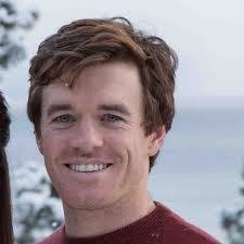 Tom Shrader's Instagram, Twitter & Facebook