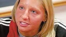 MRI confirms torn ACL for DeMuth