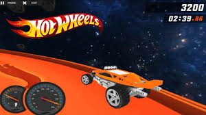 Hot wheels nace bajo el brazo de mattel como juguetes para niños en los que la velocidad de sus coches y sus impresionantes circuitos son los protagonistas. Juego De Autos 125 Hot Wheels Track Builder Youtube
