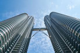 Bursa malaysia operates the kuala lumpur stock exchange (klse), and is an integrated electronic exchange offering trading, clearing and settlement of cash equities and derivatives, including palm oil futures. Ftse Bursa Malaysia Klci Klse Ends Broadly Higher Ci Up 0 71pc Live Trading News