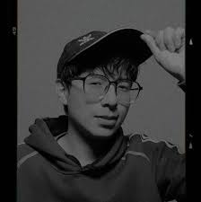 A crafty new Ruler is joining Merge Tactics directly from the Builder Base  🔨 Find out all about the new season in our latest article, and from your  favorite creators! 📰 supr.cl/MergeTactics_Dec25