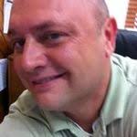 Darren Lear's Instagram, Twitter & Facebook