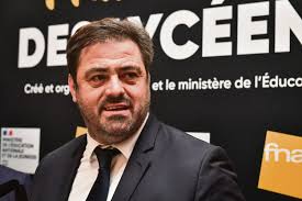 Fnac Darty, assurance habitation, Montyon : les dynamiques économiques en  coulisses