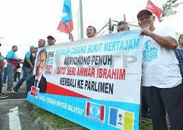 Masuk hari kedua kempen pilihan raya kecil prk port dickson. Hari Penamaan Calon Prk Port Dickson Meriah