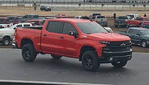 2019 Chevrolet Silverado 1500 Trail Boss New Pickup Trucks Chevrolet Silverado 1500 Chevrolet Trucks