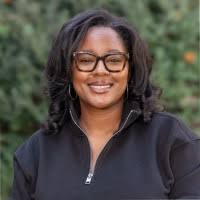 100+ perfiles de «Degazon»