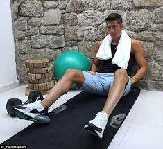 Sport zone online lewandowski in the mask how is training robert lewandowski individual training and gym workout 2021 youtube from i.ytimg.com. Robert Lewandowski Set To Stay At Bayern Munich Despite Real Madrid Interest Daily Mail Online
