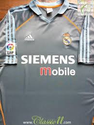 Real madrid 2018/19 kits for dream league soccer 2019, and the package includes complete with home kits, away and third. Real Madrid Terceira Camisa De Futebol 2003 2004