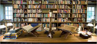 La licence arts lettres langues mention lettres modernes a pour objectif de fournir aux étudiants une solide culture en lettres (littérature française, littérature comparée) et en linguistique, complétée par une formation en langues et en informatique. Departement Lettres Modernes Ufr Lettres Et Philosophie Ub Dijon