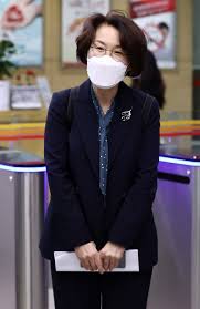 ^ '파워배틀 와치카' 성훈, 생각보다 많은 인생 굴곡, 큰 재산인터뷰. G4znva9hjzzlbm