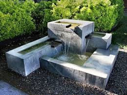 Water Cascades In The Garden For Modern Garden Design 20 Ideas Modern Outdoor Fountains Backyard Water Fountains Water Features In The Garden
