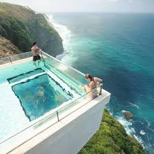 Selain berenang, anda bisa juga cuma bersantai di bean bag atau di kursi pantainya sambil menemani buah hati main air sepuasnya. 10 Hotel Di Bali Dengan Kolam Renang Infinity Yang Menakjubkan Serasa Menyatu Dengan Alam