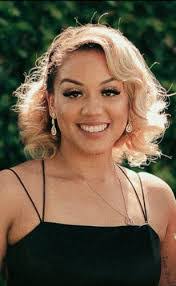 Vanessa Melton's Instagram, Twitter & Facebook