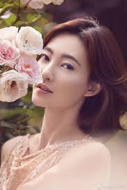 Vương Lệ Khôn bất ngờ tiết lộ những quy tắc bất thành văn trong giới giải  trí khiến nhiều người sốc