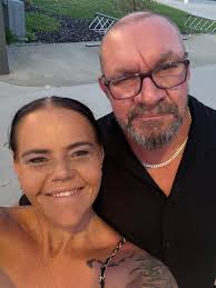 Does Dollywood have smoking sections?