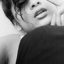 Soviya Rajaratnam S Stream In these cold roads, life is a struggle fam bein', poor, is forcin' us to juggle grams in these cold roads, i gotta make a livin' i gotta go and get 'cause, no one ain't givin' in these cold roads, my little princess needs me i gotta stay alive. soviya rajaratnam s stream