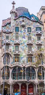 3 Crazy Days In Barcelona The Review Shrew Gaudi Barcelona Antonio Gaudi Gaudi