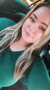 Leanne Joyce's Instagram, Twitter & Facebook