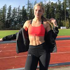 腹筋女子の代表格】カナダの美女アスリートのシックスパックが凄すぎる！ | FORZA STYLE｜ファッション＆ライフスタイル[フォルツァスタイル]