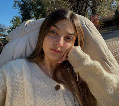 Maite Lopez's Instagram, Twitter & Facebook