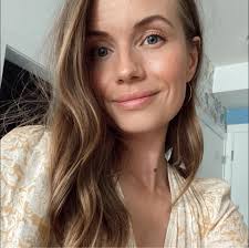 ROBIN PAULIE STENBERG (13 Photos)