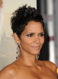 Short shag haircuts are something that will make you cut your hair short! Combing Short Hair Spring Summer Effect Tousled The Sugar Styles All About Women S Fashion In 2020 2021