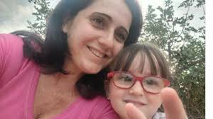 Así cuenta Eva el dolor de ver morir a su hija de 4 años en accidente  hinchable, en Mislata