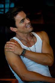 Matt bomer glee guest star in time, matthew bomer uccide un nemico con lo sguardo. Bild Zu Matt Bomer Magic Mike Xxl Bild Matt Bomer Filmstarts De