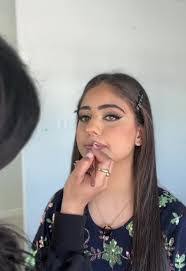 Babanpreet Kaur's Instagram, Twitter & Facebook