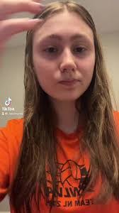 Laura Heaney's Instagram, Twitter & Facebook