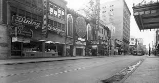 Vm95 Y1 1 1 Rue Sainte Catherine Montreal 1948 Sainte Catherine Old Montreal Montreal