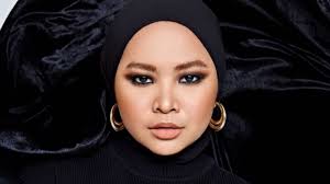 AJL Material, Aina Abdul Harap Lagu SEMALAM Diterima Juri