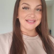 Lucy Thorpe's Instagram, Twitter & Facebook